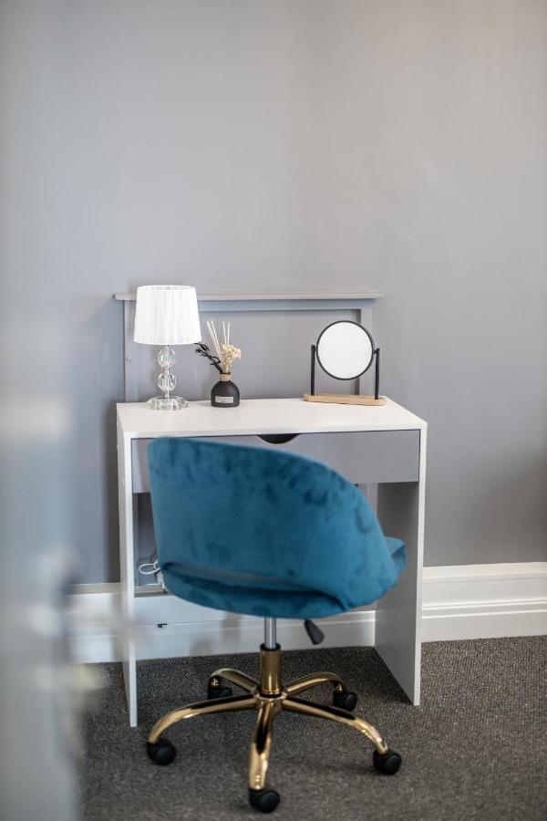 Cosy 4-Bedroom Apartment Next To Borough Λονδίνο Εξωτερικό φωτογραφία
